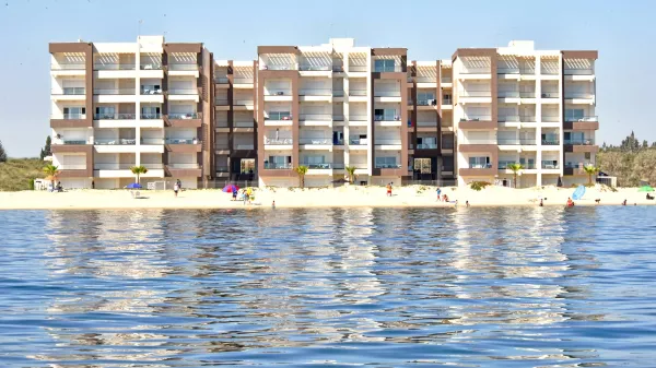 Appartamento Fronte Mare (2+1) in Vendita a Chott Mariem, Sousse - Un Rifugio di Tranquillità