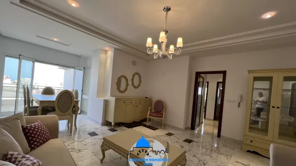 Ampio Appartamento S+3 in una Residenza Sicura e Tranquilla a Khzema EST