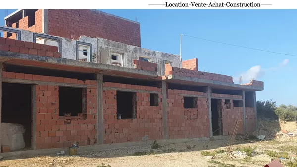 Residenza di Lusso Fronte Mare a Ezzahra Hammem Ghezaz