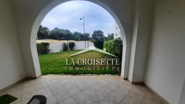 Appartamento di Lusso al Piano Terra in Affitto a Gammarth