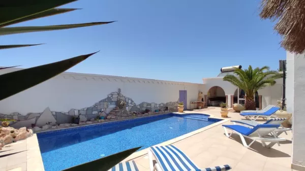 Villa a Piano Terra Stupenda Vicino alla Spiaggia a Djerba