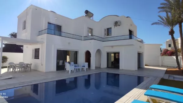Villa di Lusso nella Zona Turistica di Djerba