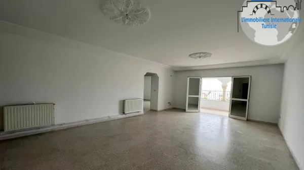 Ampio Appartamento S+3 a Sahoul, Sousse