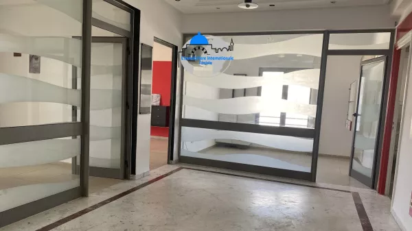 Prestigioso Spazio Ufficio A+2 a Corniche, Sousse