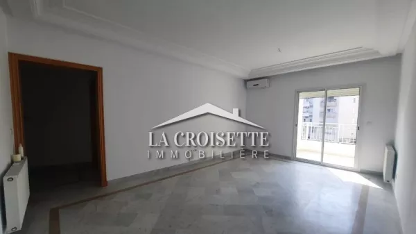 Incantevole Appartamento S+2 in Affitto a Jardins de Carthage - Affitto Mensile