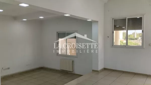 Pianoterra di Villa di Lusso in Affitto a L'Aouina, Tunis - Affitto Mensile di 1500 TND