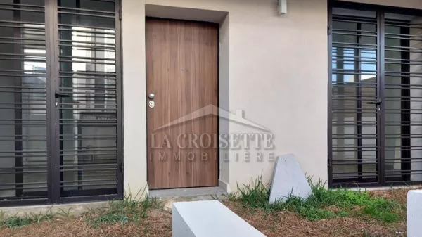 Appartamento al Piano Terra con Giardino a La Marsa