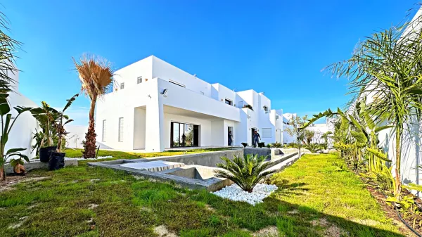 Villa di Lusso in Stile Hammamet in Vendita a Hammamet