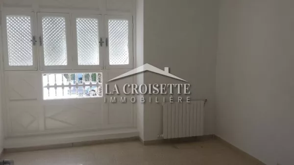 Villa di Lusso a Piano Terra S+4 in Affitto a La Marsa