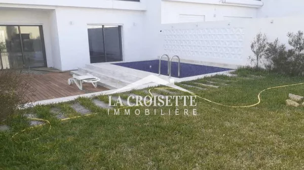 Appartamento di Lusso S+2 con Piscina a Gammarth