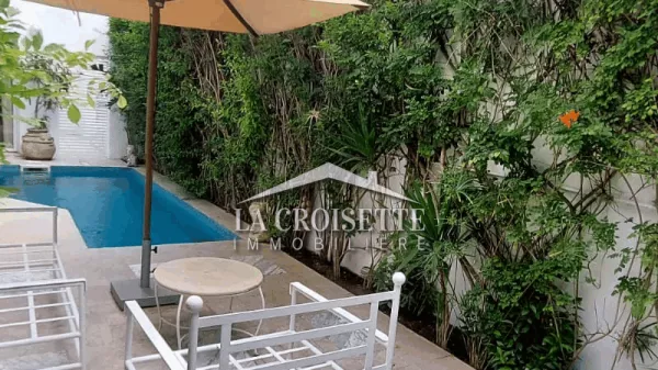 Villa di Lusso Arredata S+3 con Piscina a Cartagine