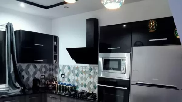 Villa di Lusso e Studio Indipendente a Ghar el Milh Sidi Ali el Mekki