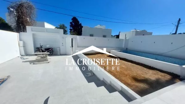 Villa di Lusso con Piscina a La Marsa - MVL0280