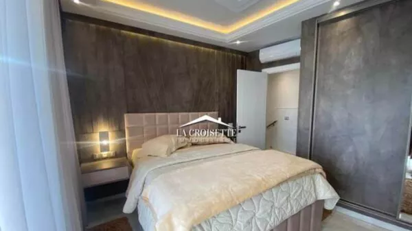 Lussuoso Duplex Arredato con Terrazza vista Mare a Gammarth ZDL0204