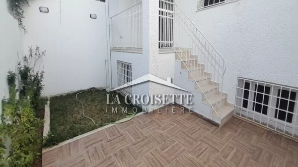 Triplex Eccezionale S+5 in Affitto a La Marsa