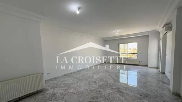 Lussuoso Appartamento Arredato S3 a Lac 2