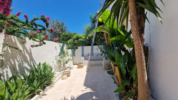 Villa di Lusso in Affitto a La Marsa - Affitto Mensile di 3000 TND