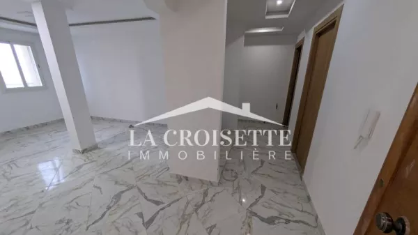 Spazio Ufficio Ideale in Affitto a El Aouina