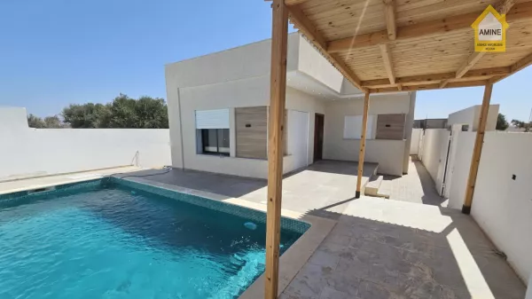 Villa di Lusso con Piscina a Midoun, Djerba