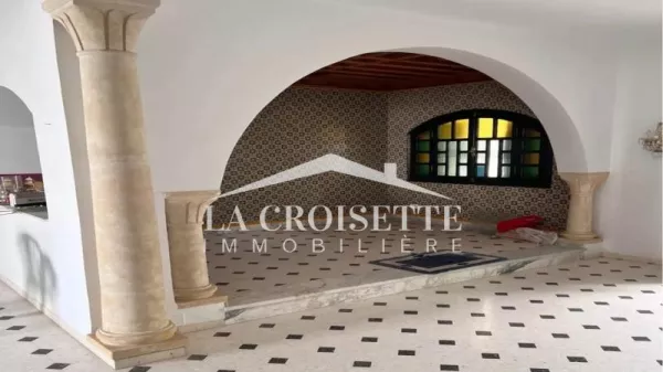 Villa Indipendente S+2 Piani in Affitto a La Marsa Beach ZEL0574