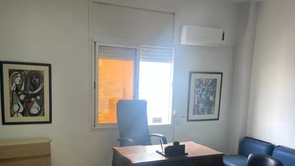 Ufficio di Lusso a 3 Stanze a Tunisi