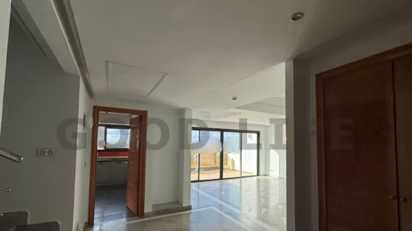 Lusso Duplex in S3 con Stanza di Servizio al Lac 2