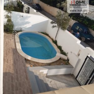 Duplex de luxe avec piscine à La Soukra