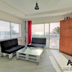 S+1 meublé de 55 m² avec une terrasse de 90 m² vue de mer