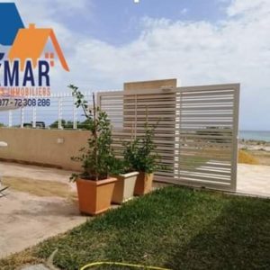 Appartements S+2 pied dans l’eau a plage ezzahra hammem lghzez