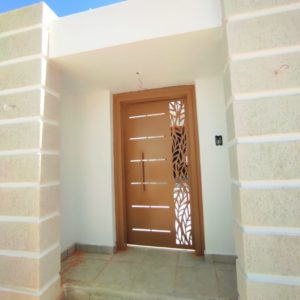 Maison 3 suites faisant l’angle dans un quartier résidentiel à Djerba