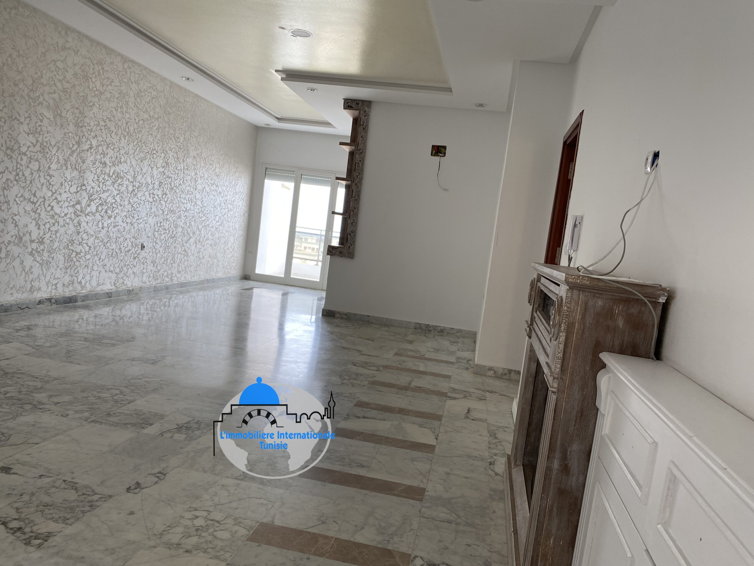 Luxueux appartement S+4 du 220 m² situé à Khezama Est-sousse