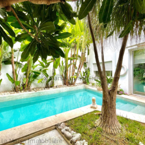 Luxueuse villa S3 avec piscine et jardin à Carthage