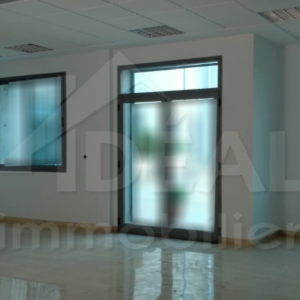 Bureau de 255m² au Lac 1