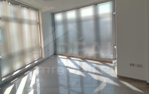Étage bureautique de 385 m² au Lac 2