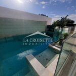 Photo-2 : Villa S+6 avec piscine à Gammarth