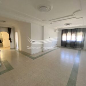 Bel appartement de type s+2 sans meubles à Hammem Sousse
