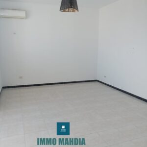 Appartement en S+2 à 200 m de la plage de Baghdedi de 70 m² situé à Baghdedi