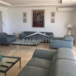 Photo-1 : Luxueux appartement S+3 meublé vue sur mer à Sidi Bousaid