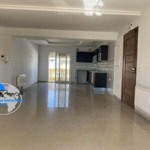 Spacieux appartement s3 sur la zone touristique