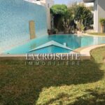 Photo-5 : Villa meublée en S+4 avec piscine à La Soukra