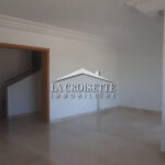 Photo-3 : Duplex en S+4 à La Soukra MAL3325