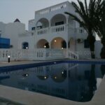 Photo-1 : Spacieuse Villa meublée à tézdaine – Djerba