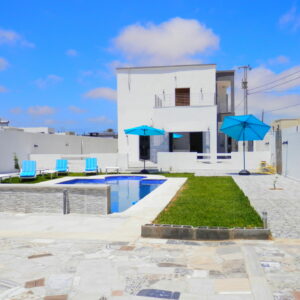 Superbe villa avec piscine à Midoun Djerba