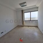 Photo-1 : Bureau H+3 avec vue sur Le Lac
