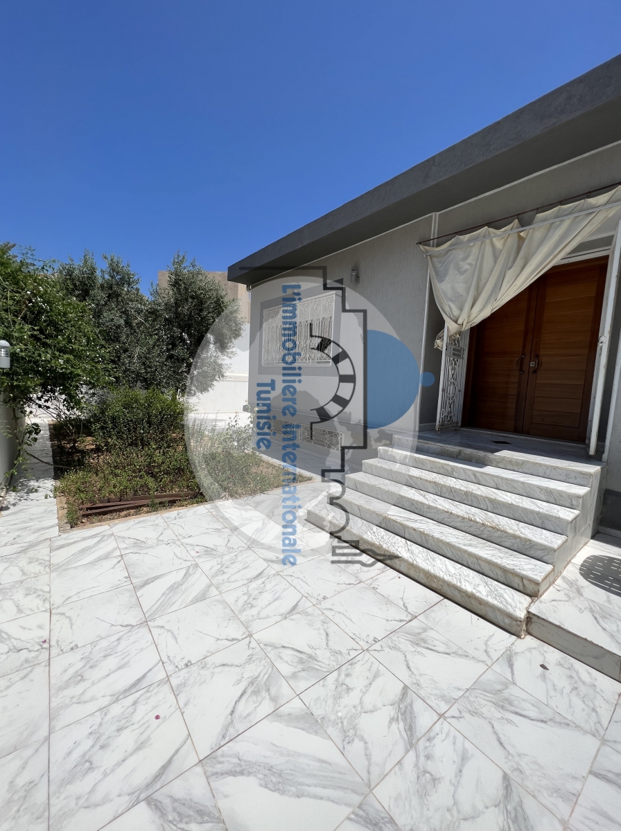 Villa S3 à Khzema