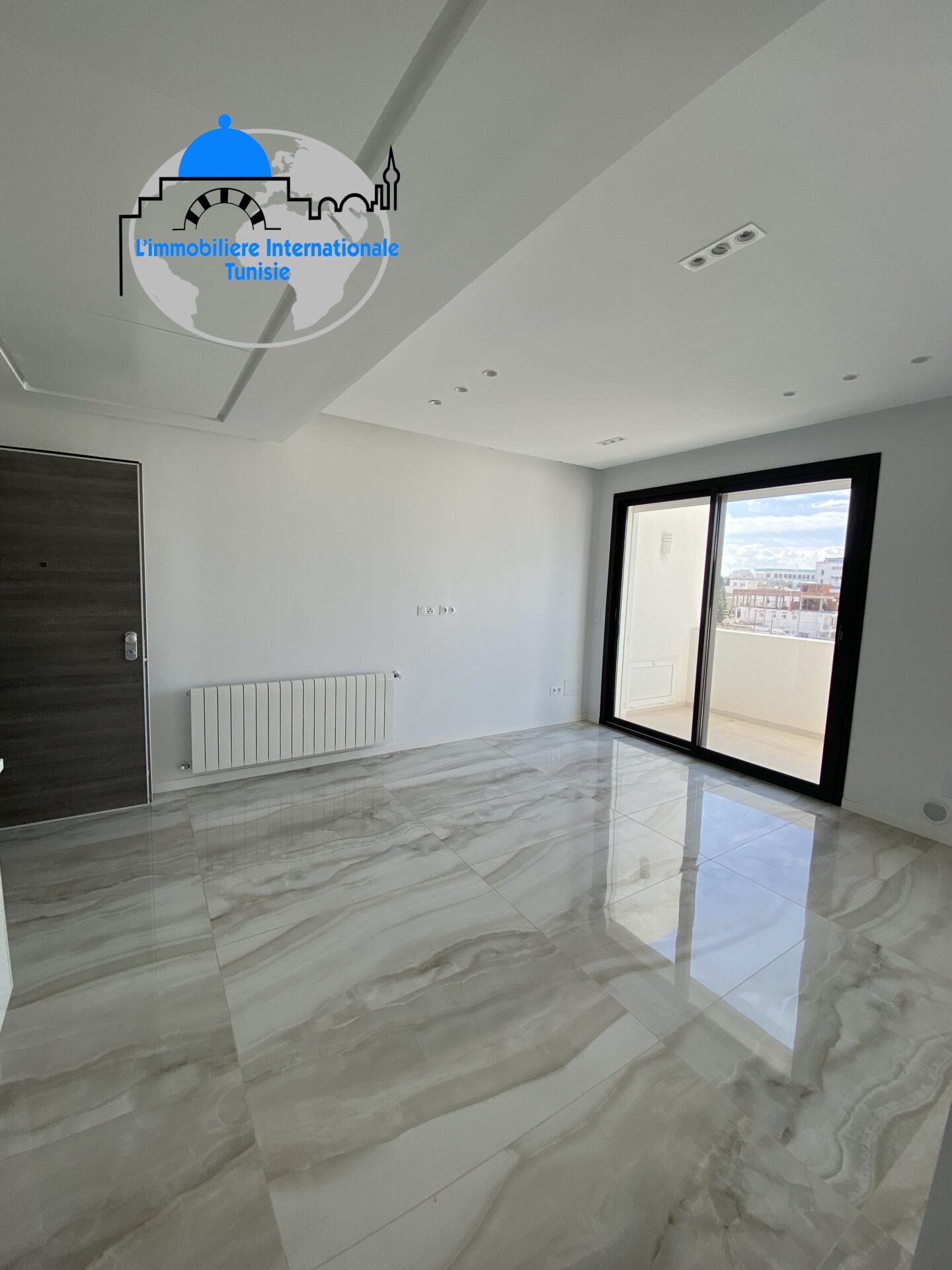 Luxury Unfurnished S1 Apartment on Tourist Route, Sousse