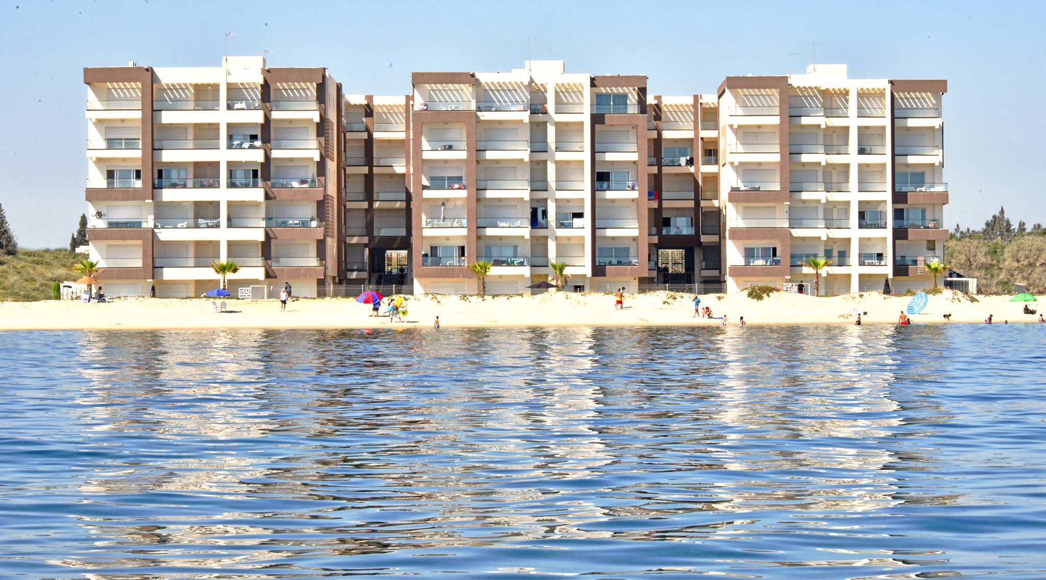 Dream Waterfront Apartment (2+1) for Sale in Chott Mariem, Sousse - A Haven of Tranquility