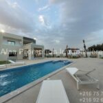 Photo-18 : Immense villa de luxe avec piscine à Djerba