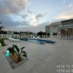 Photo-12 : Immense villa de luxe avec piscine à Djerba