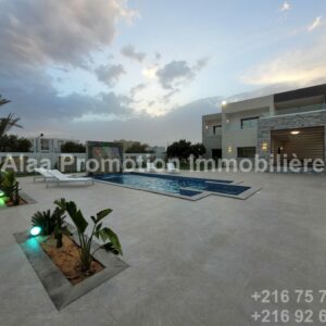 Immense villa de luxe avec piscine à Djerba